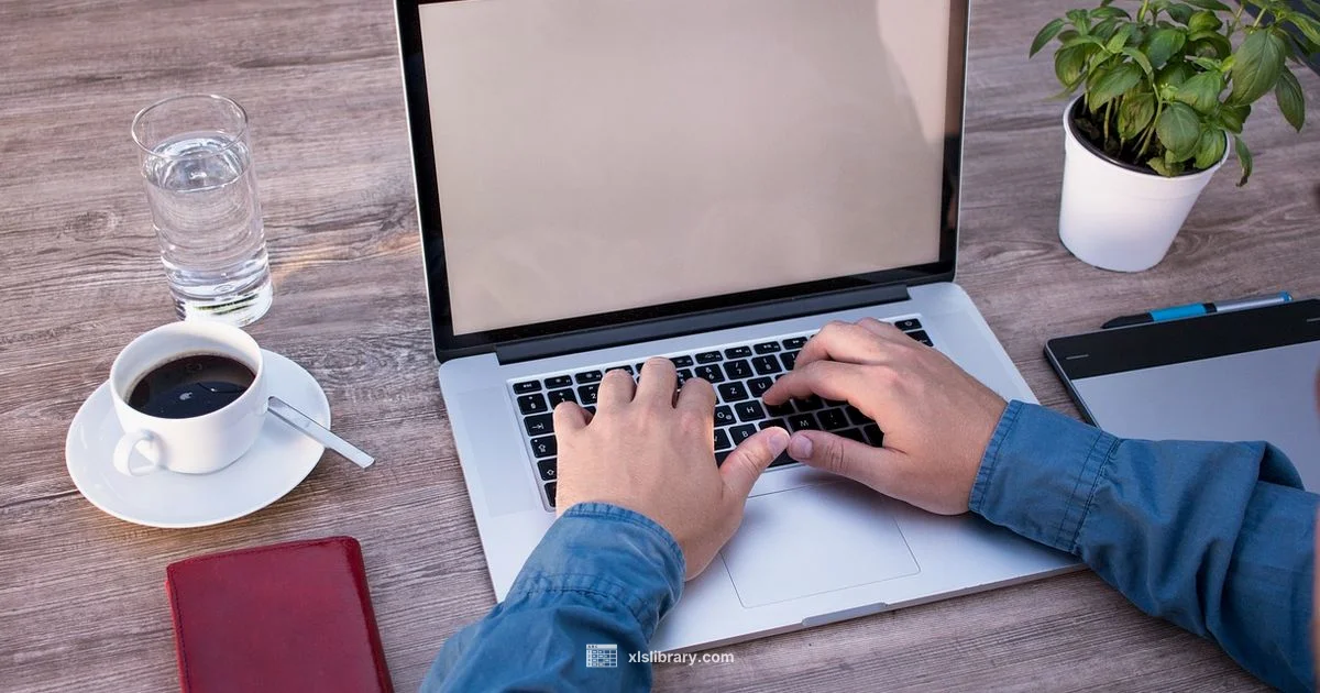 Excel vs Python Excel vs Python - XLS Library